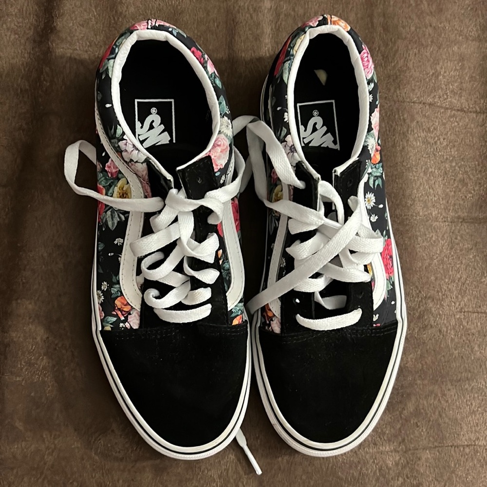 Vans size 7
